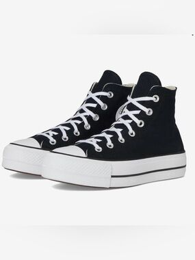 NWT! Converse Chuck Taylor All Star High Top Platform Sneakers in Black